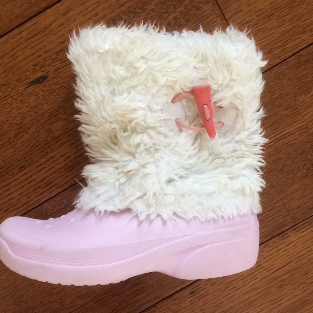 Croc fur boots🐊